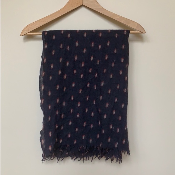 2 for $40 💫 Aritzia Wilfred Wool Scarf - Picture 4 of 4